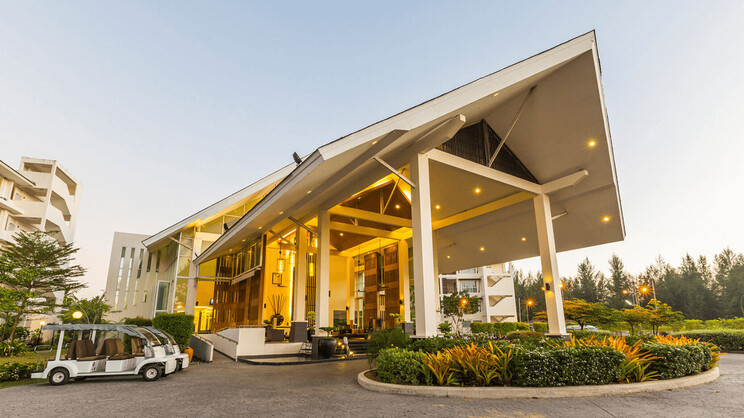 Kantary Beach Hotel Villas and Suites